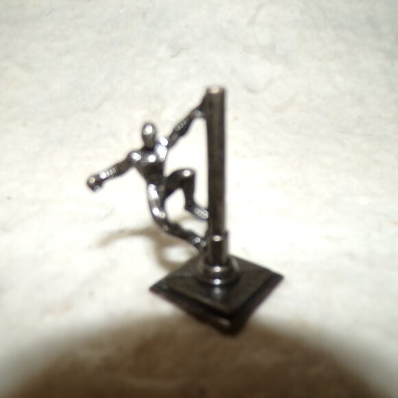 6 Spiderman Monopoly Game Tokens Metal Pieces 2006 Collectible - Picture 7 of 8